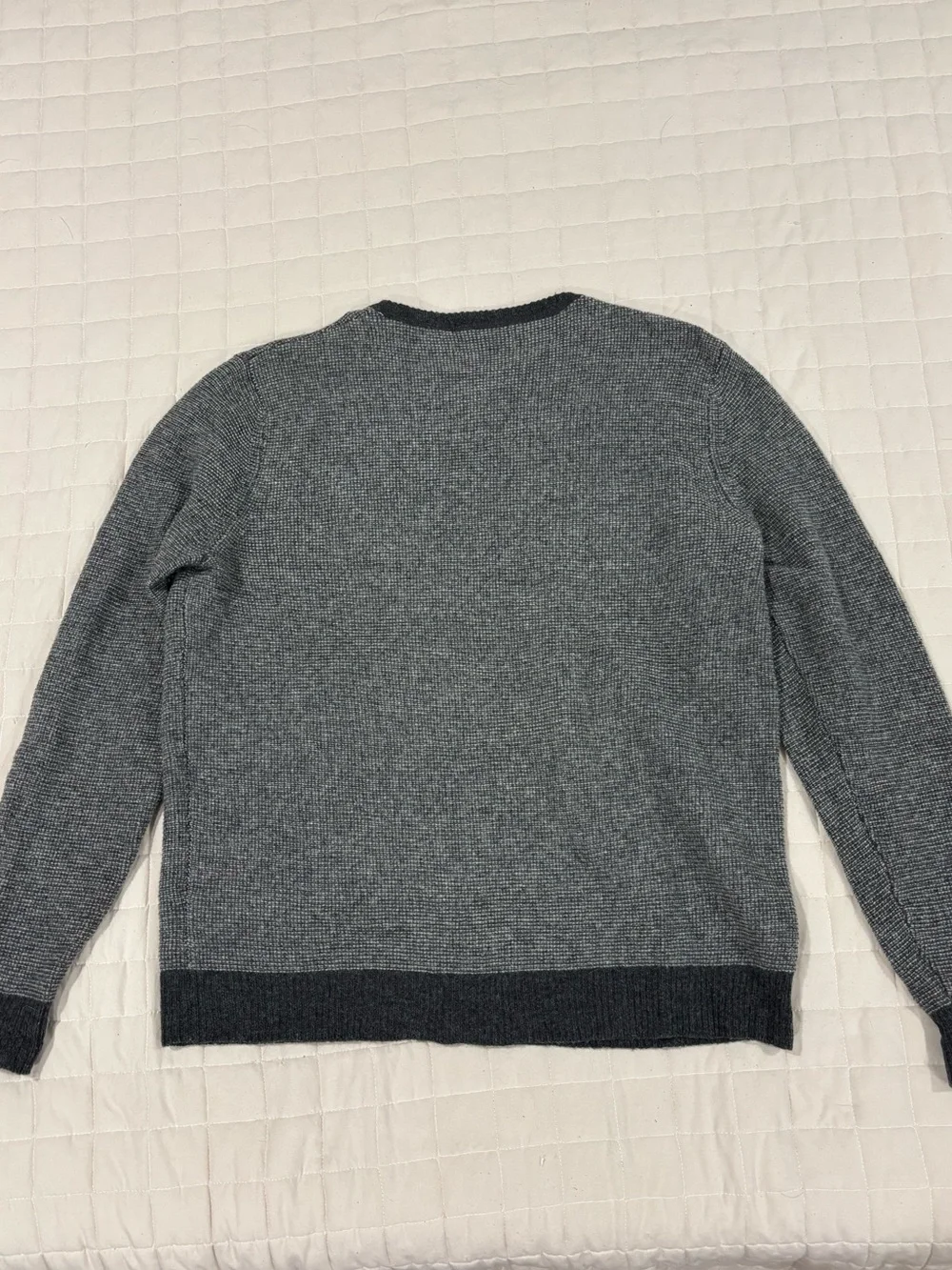 J.Crew 100% Lambswool Crewneck Sweater Gray Charcoal Contrast V Detail Men’s XL